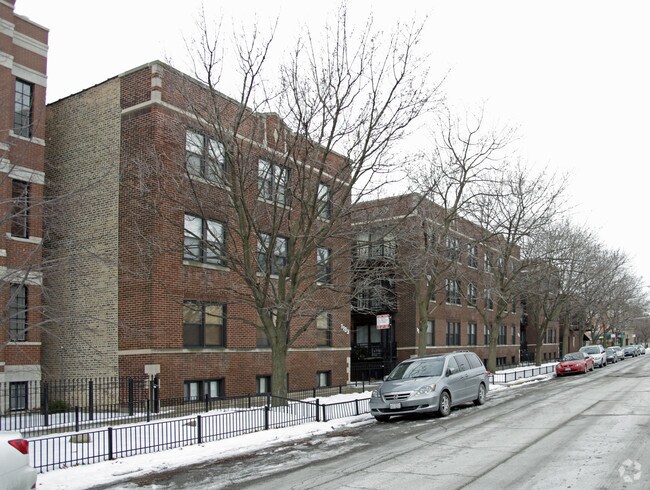 Building Photo - 1133 W Grace St