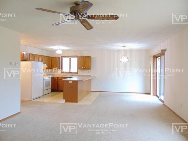 Foto del edificio - 2119 N Cloudview Dr