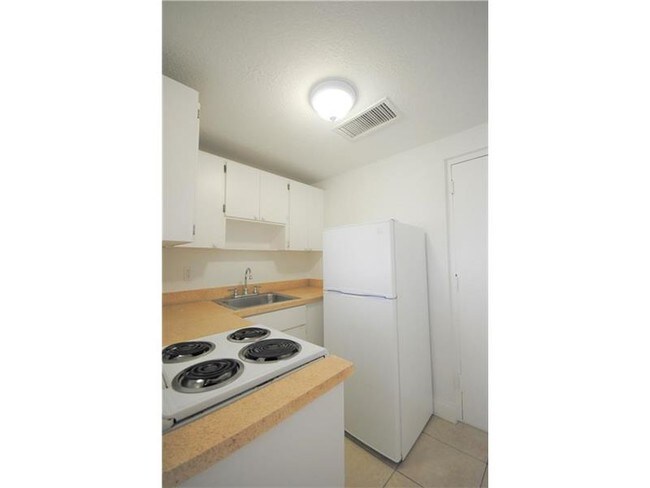 Foto del edificio - 700 Euclid Ave