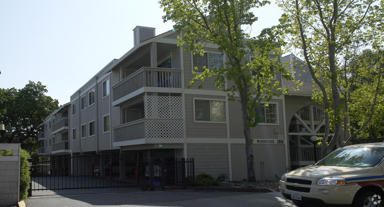 Foto principal - Woodbridge Apartments