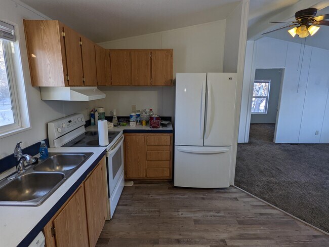 Foto del edificio - 364 Mill Rd