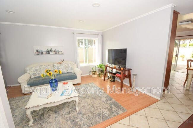 Foto del edificio - 6801 Dove St