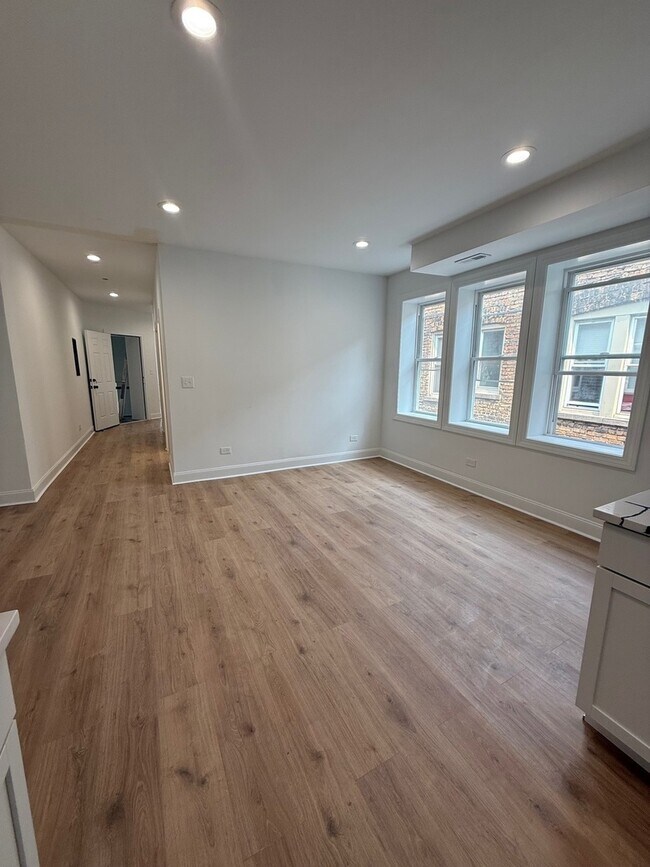Foto del edificio - 7841 S Essex Ave