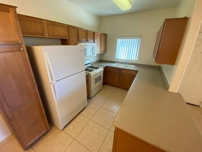 Building Photo - Horizon Ridge