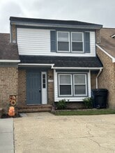 Building Photo - 1117 Crist Pl