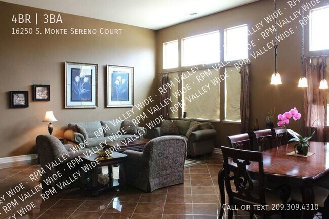 Foto del edificio - Gorgeous Home now available!!