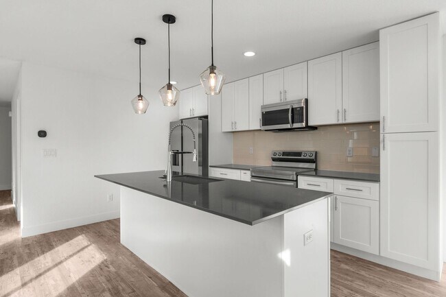 Foto del edificio - New Construction Home Available Now! | Blo...