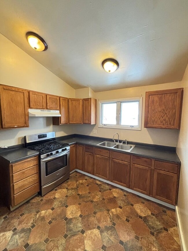 Foto del edificio - 1519 Fairway Dr