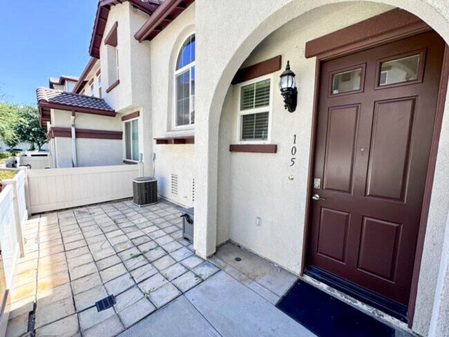 Foto del edificio - Upgraded 3 bedroom Willow Haven Condo available for LEASE in Murrieta!