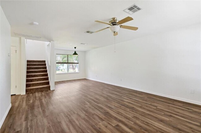 Foto del edificio - 12300 Innes View Rd