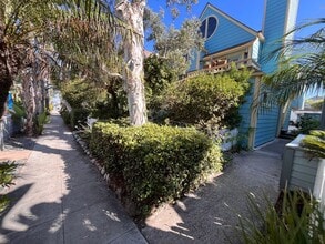 Building Photo - 807 Nantasket Ct