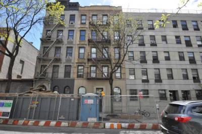 Building Photo - 414 W 49th St