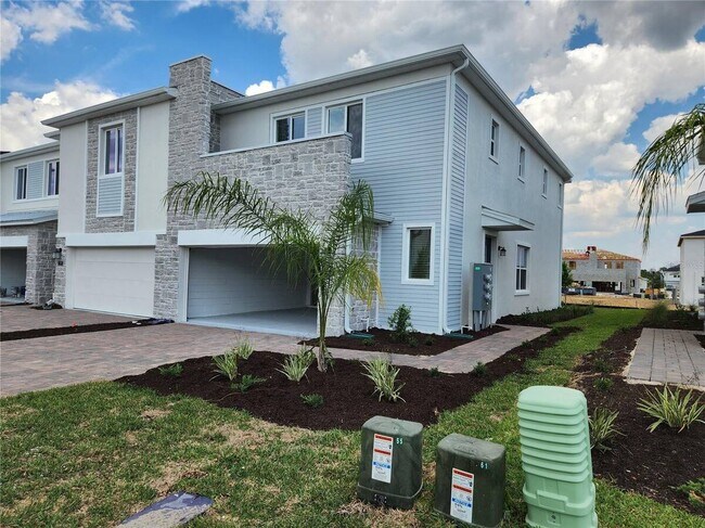 Building Photo - 203 Bogey Dr