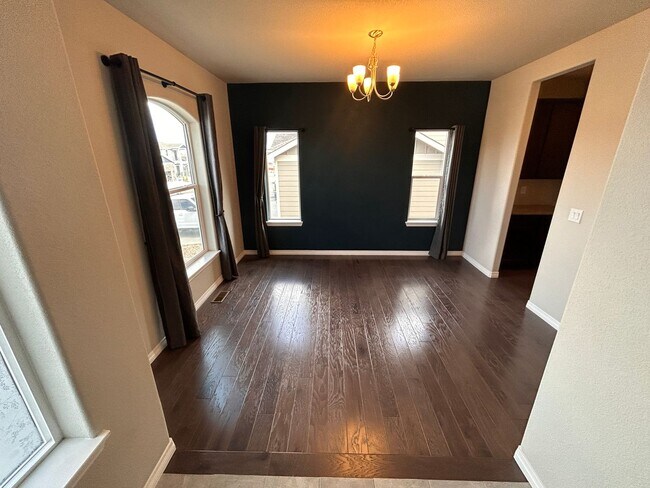 Building Photo - Gorgeous 2 Story Home Located In Meridian ...