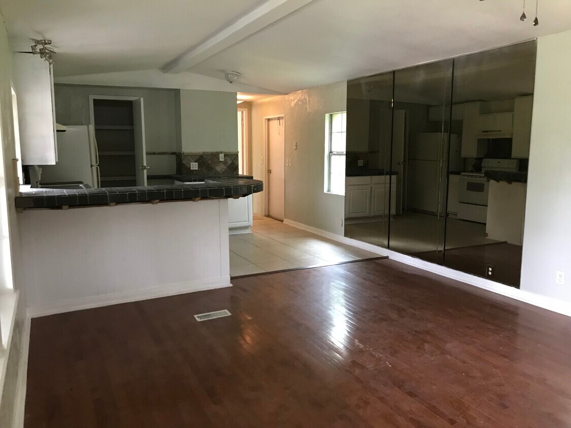 1804 Tartar Way, Austin, TX 78733 1804 Tartar Way Austin, TX