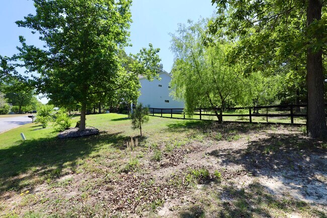 Foto del edificio - 71 Carina Ln