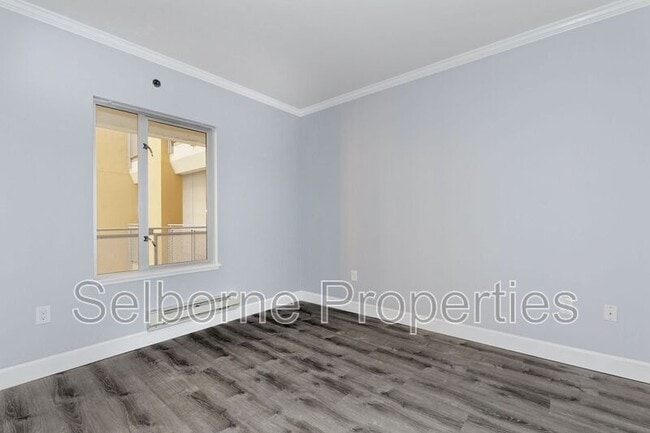 Building Photo - 1401 Jackson St