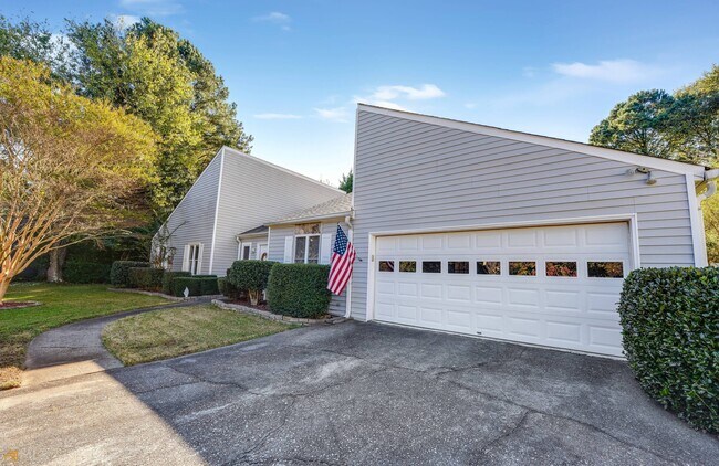 Building Photo - 5269 Meadowdale Ct NW