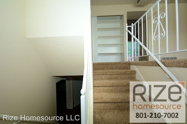 Building Photo - 6556 S 5055 W