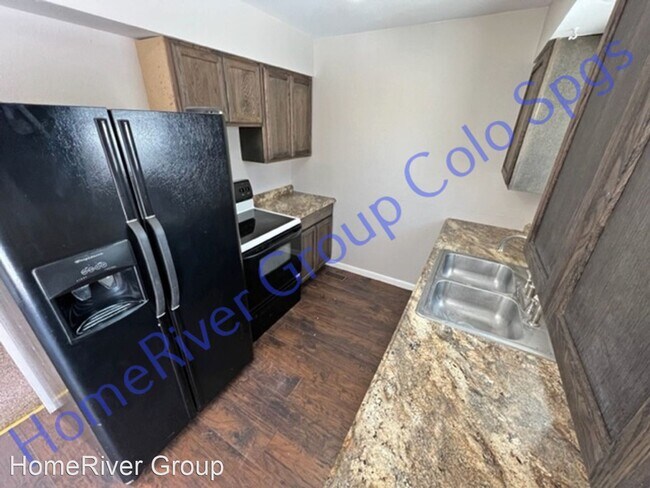 Foto del edificio - 3 br, 2 bath House - 1060 Peterson Rd
