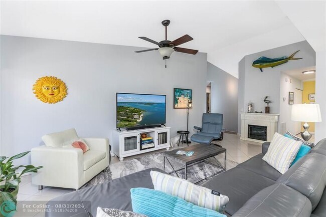 Foto del edificio - 5674 SE Schooner Oaks Way