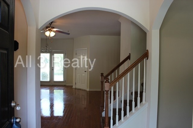Building Photo - 116 Wellbrook Ct NE