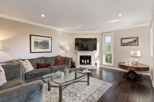 Foto del edificio - 11789 Montana Ave