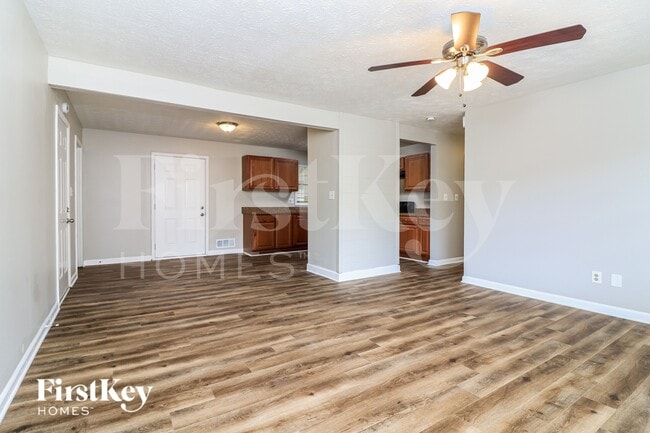 Building Photo - 362 Pine Valley Rd SW