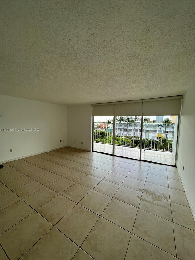 1865 79th Street Causeway Unit 4L, North Bay Village, FL 33141 Condo