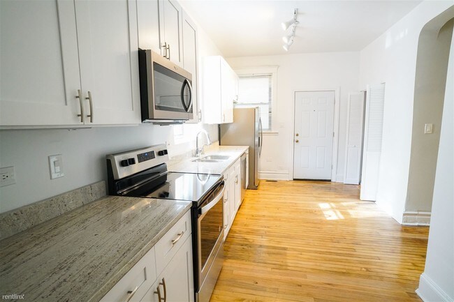 Building Photo - 2 br, 1 bath  - 2133 W Concord Pl 2133-1