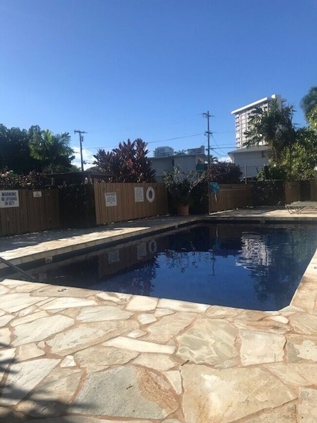 Foto del edificio - Available Now | Full Size Studio with 1 Ba...