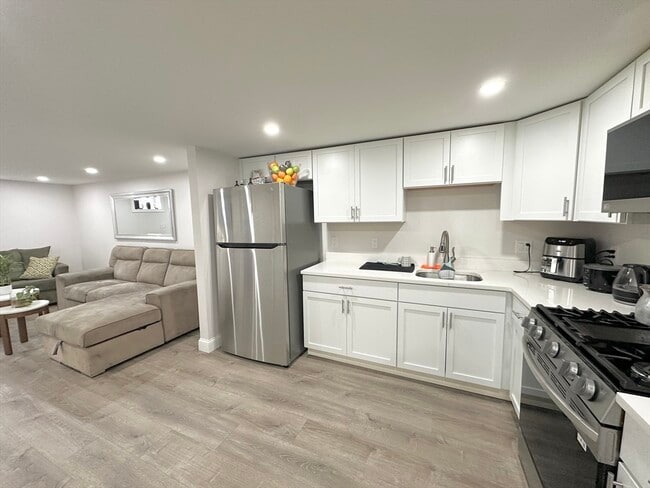 Foto del edificio - 34 Ensign St