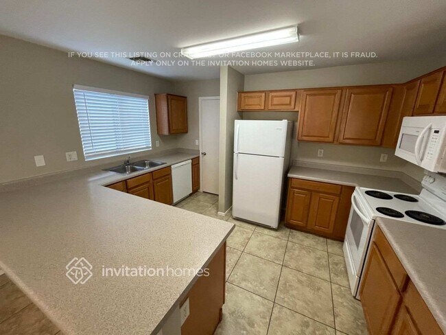 Foto del edificio - 12701 W Ventura St