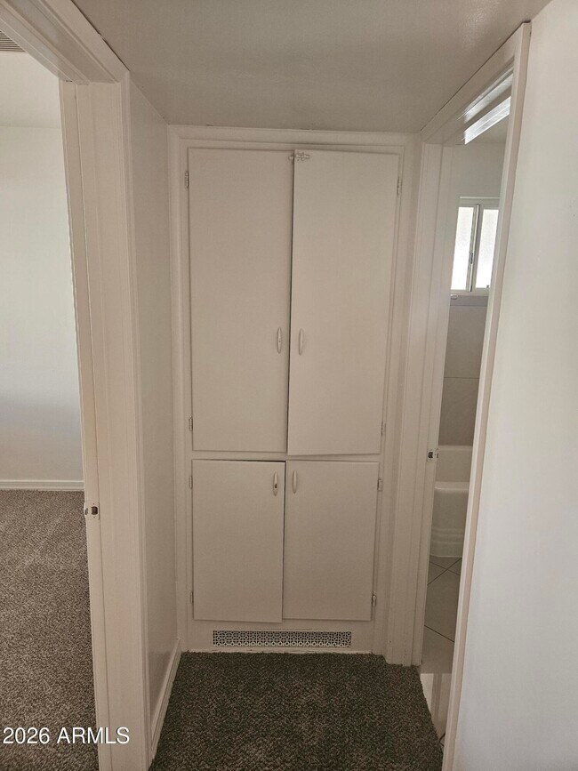 Foto del edificio - 1508 E Highland Ave