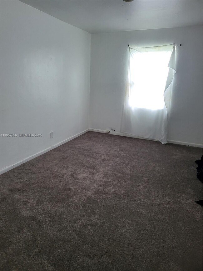 Foto del edificio - 755 NW 84th St