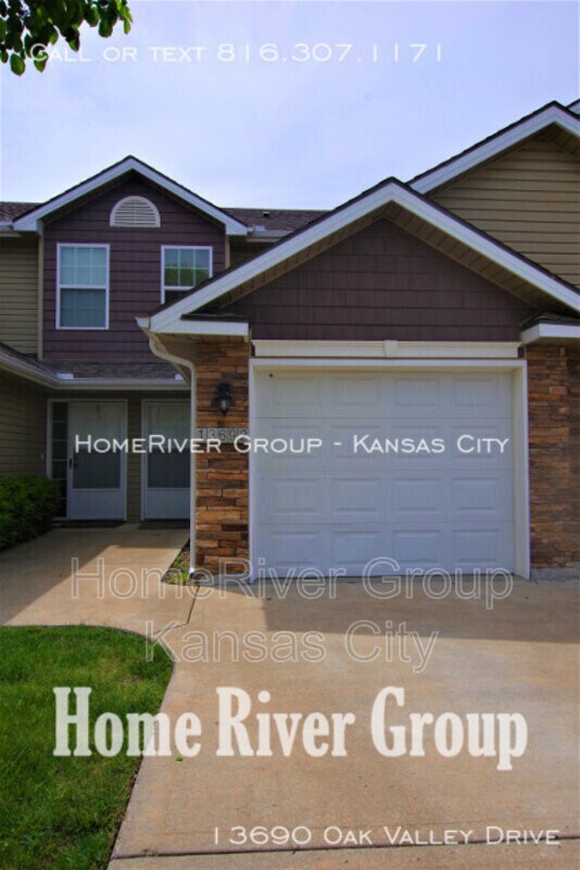 13690 Oak Valley Dr, Platte City, MO 64079 House Rental in Platte