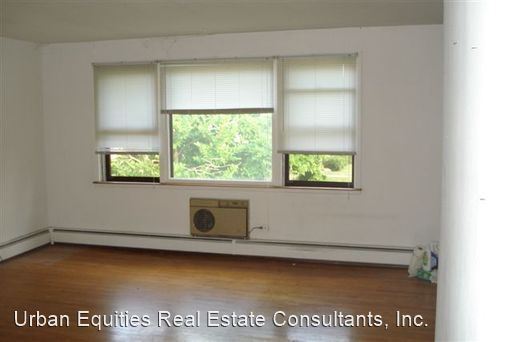 Building Photo - 2420 183rd St