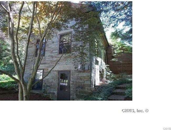 Foto del edificio - 569 County Route 16