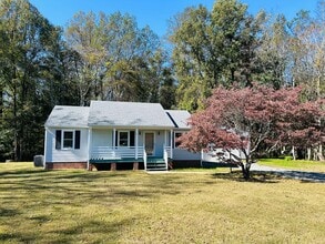 Building Photo - 9089 Pine Hill Rd