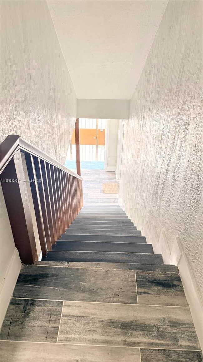 Foto del edificio - 871 SW 3rd St