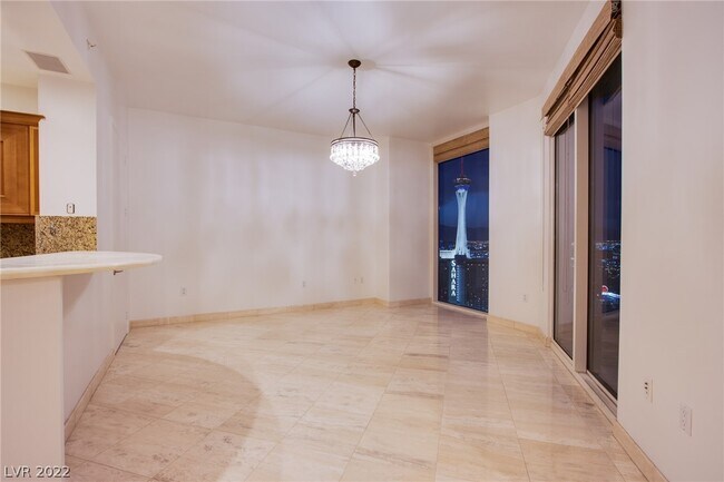 Foto del edificio - 2777 Paradise Rd