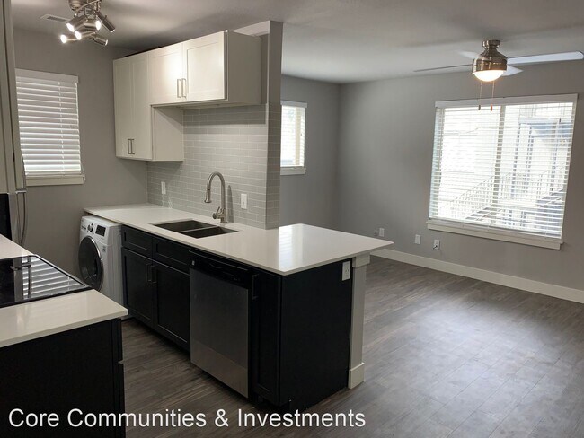 Building Photo - 760 S 900 E