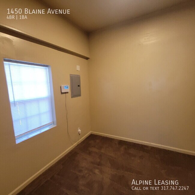 Building Photo - 1450 Blaine Ave