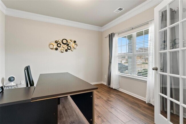 Foto del edificio - 3531 Meadow Grass Dr