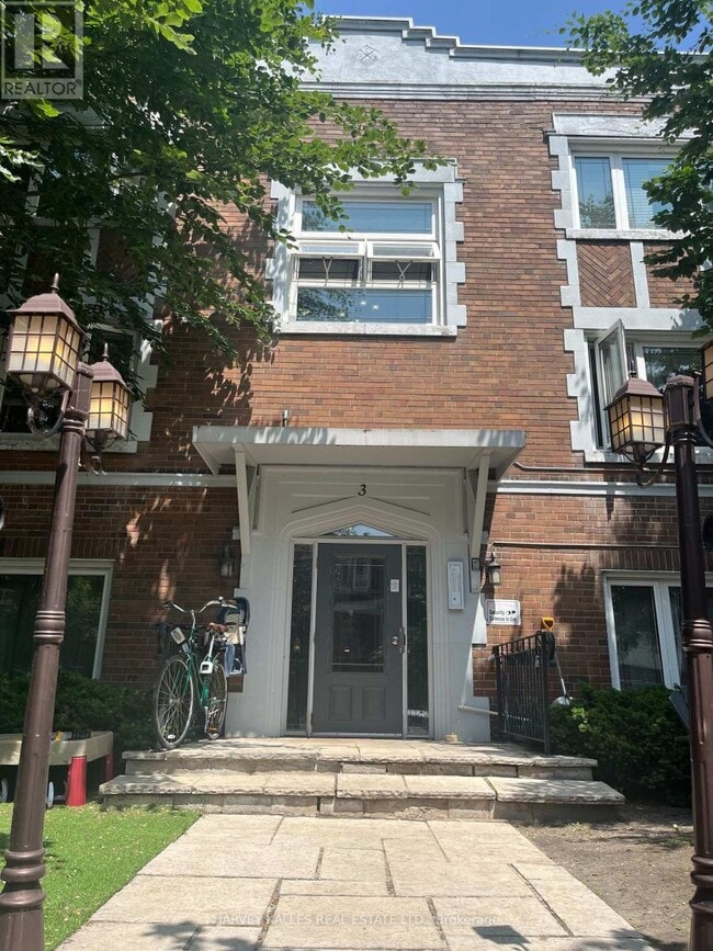 Building Photo - 3 Elm Grove Ave