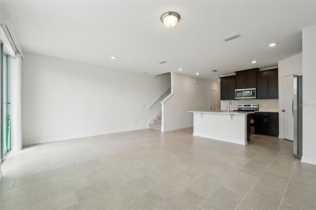 Foto del edificio - 16321 Bird of Paradise Ave