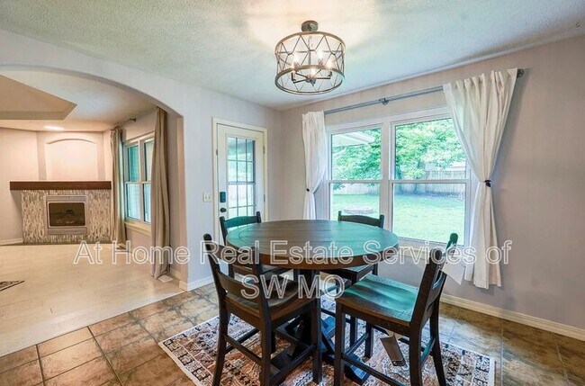 Foto del edificio - 721 Bluegill St