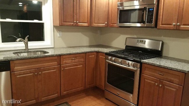 Foto del edificio - 4 br, 2 bath House - 618 9th st