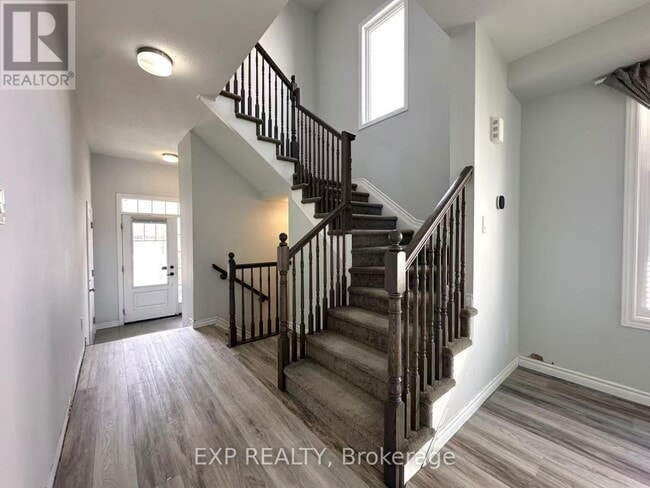 Building Photo - 823 Regulus Ridge