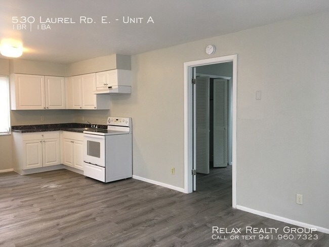 Foto del edificio - 530 Laurel Rd E
